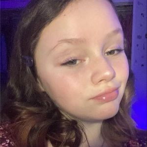 Meet your Posher, Layla